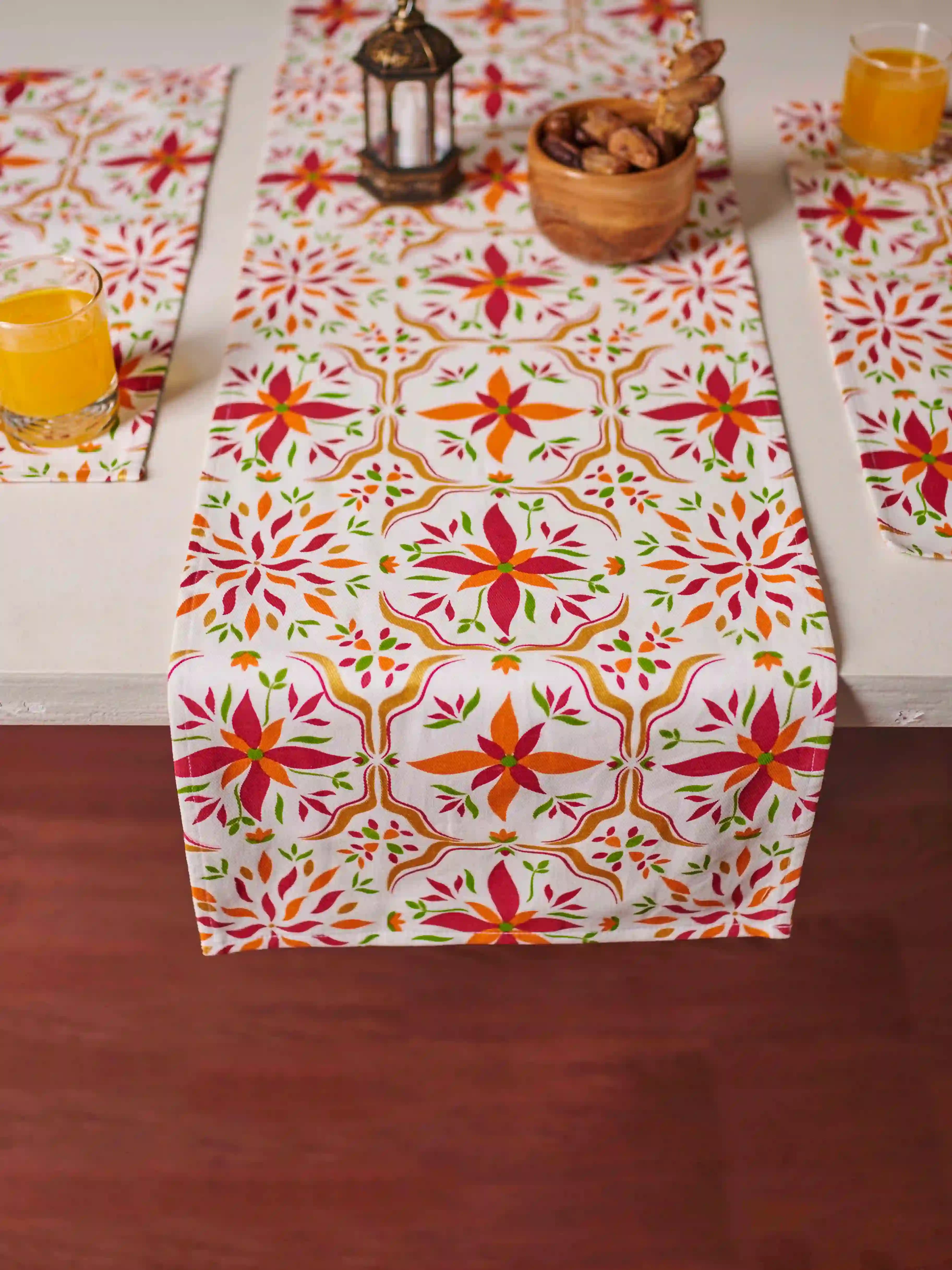 Multi~Table Runner Set