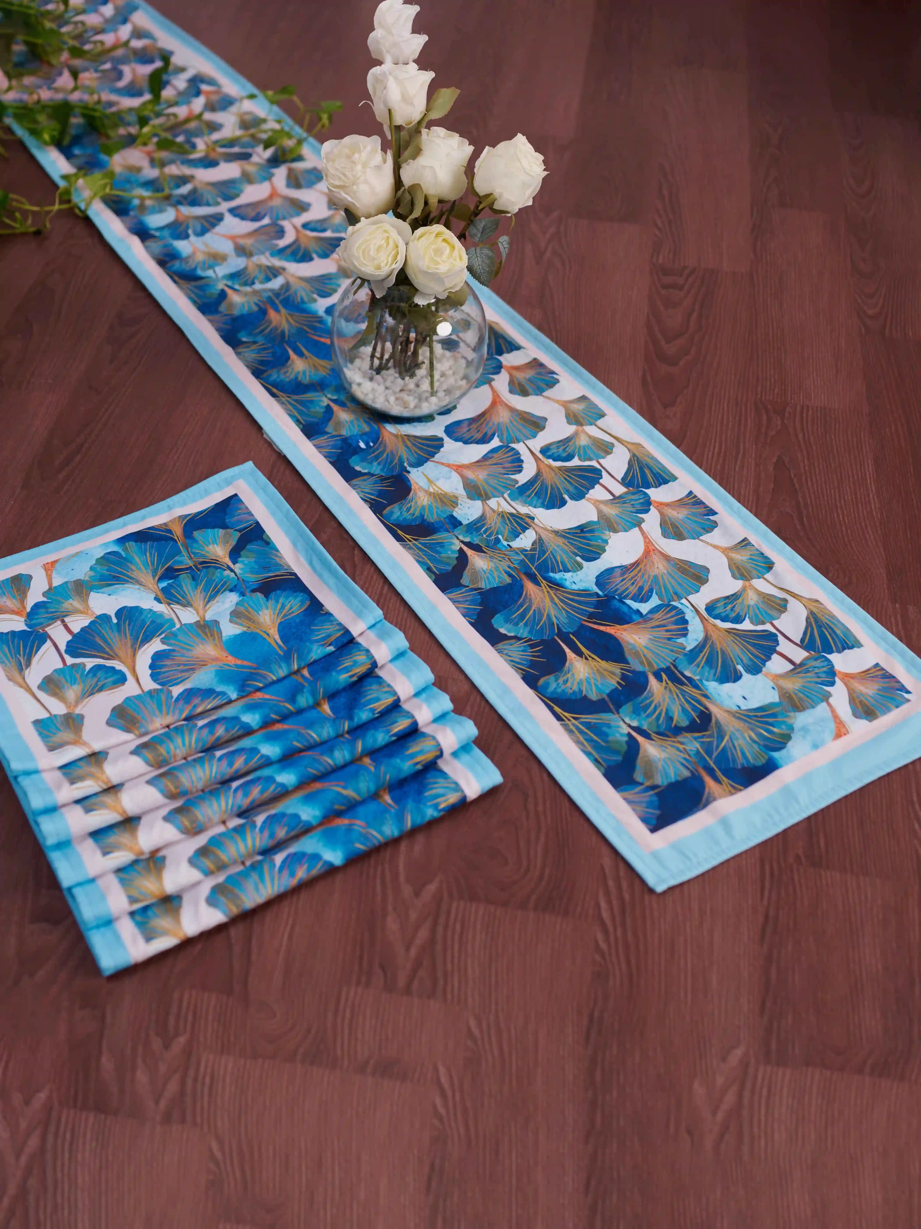 Blue shade~Single Table Runner