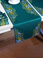 Green~Single Table Runner